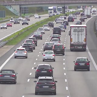 Oster-Rückreiseverkehr auf der Autobahn