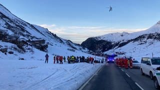 Große Rettungsaktion nach Lawinenabgang in Vorarlberg