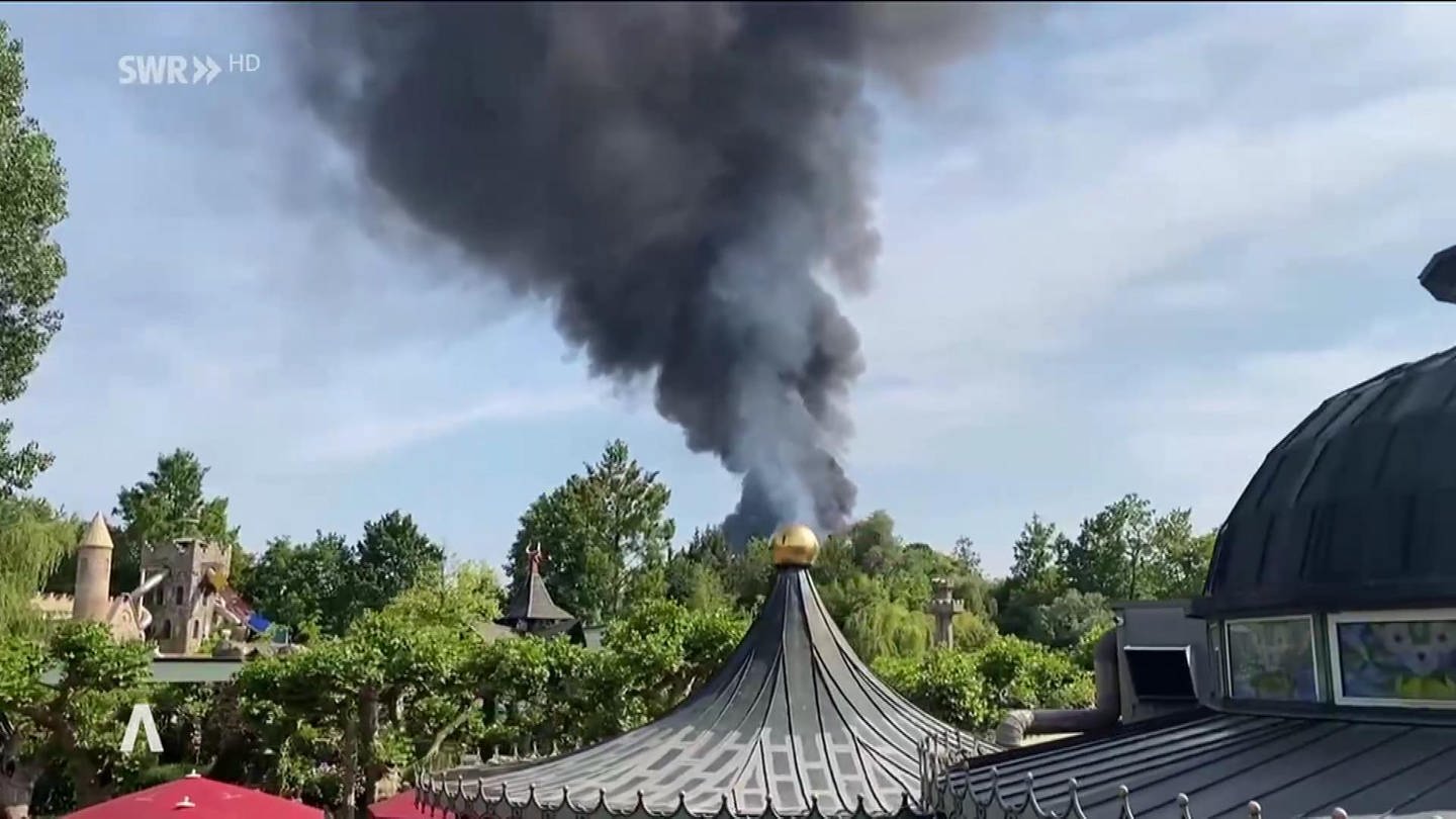 Brand Im Themenbereich Spanien So Geht Es Im Europa Park Weiter Swr Aktuell