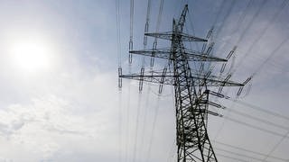 Stromleitungen in Baden-Württemberg: Um das Stromnetz stabil zu halten, ruft der Energieversorger TransnetBW erneut zum Stromsparen auf.