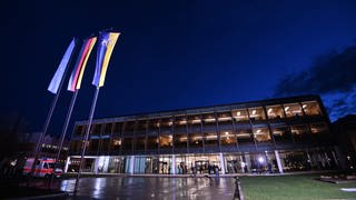 Der Landtag aufgenommen am Wahlabend der Landtagswahlen in Baden-Württemberg.