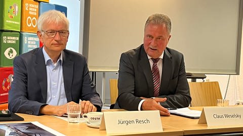 Jürgen Resch und Claus Weselsky bei einer gemeinsamen Pressekonferenz in Stuttgart