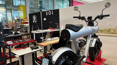 Ein Motorrad des Start-ups SOL Motors.