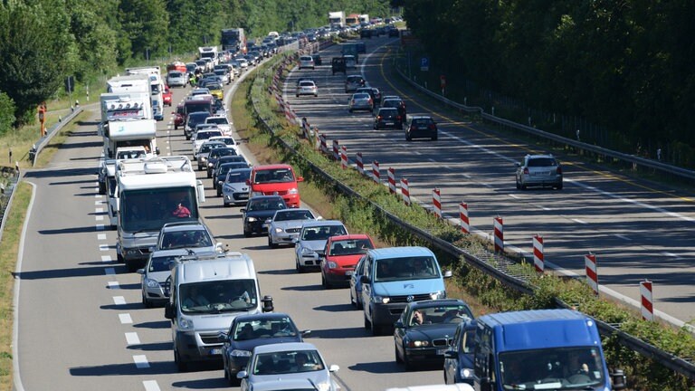 ADAC-Stauprognose: Viel Verkehr Vor Allem Richtung Süden - SWR Aktuell