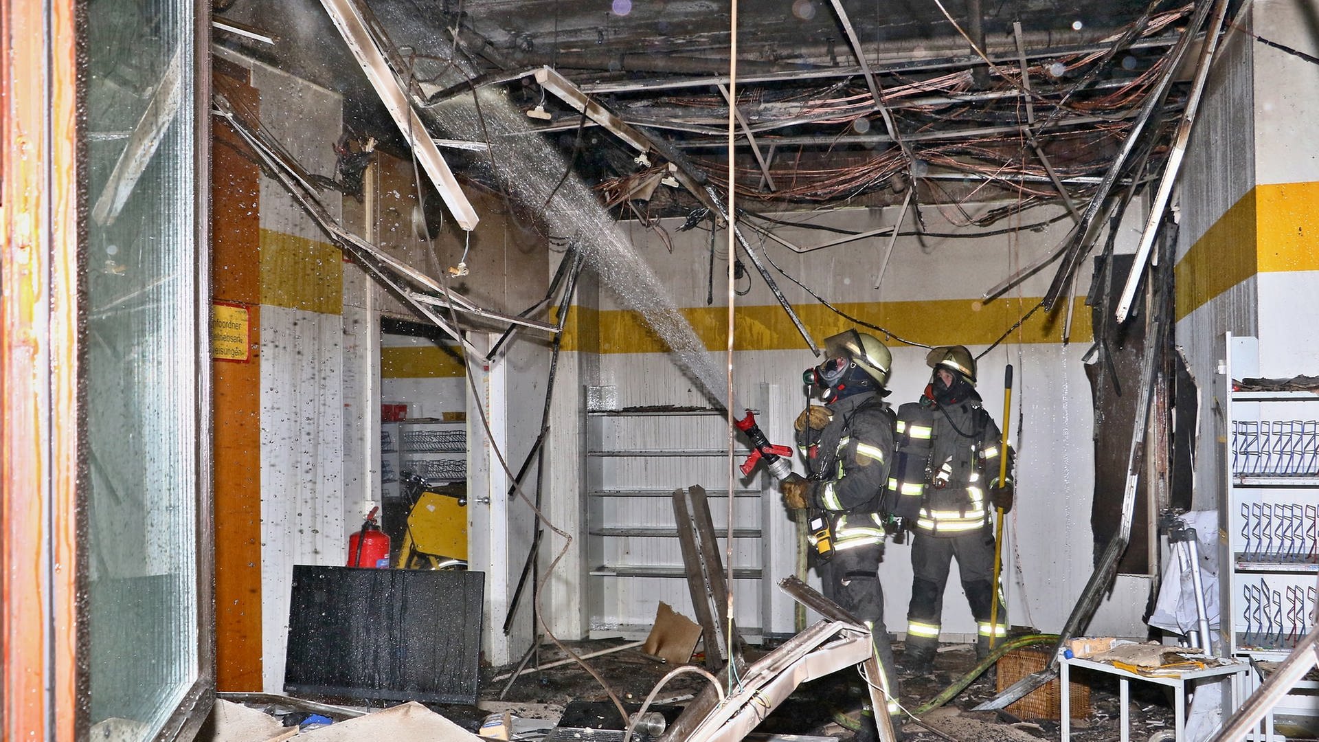 Gerlingen: Mindestens eine halbe Million Euro Schaden nach Brand in Innenstadt
