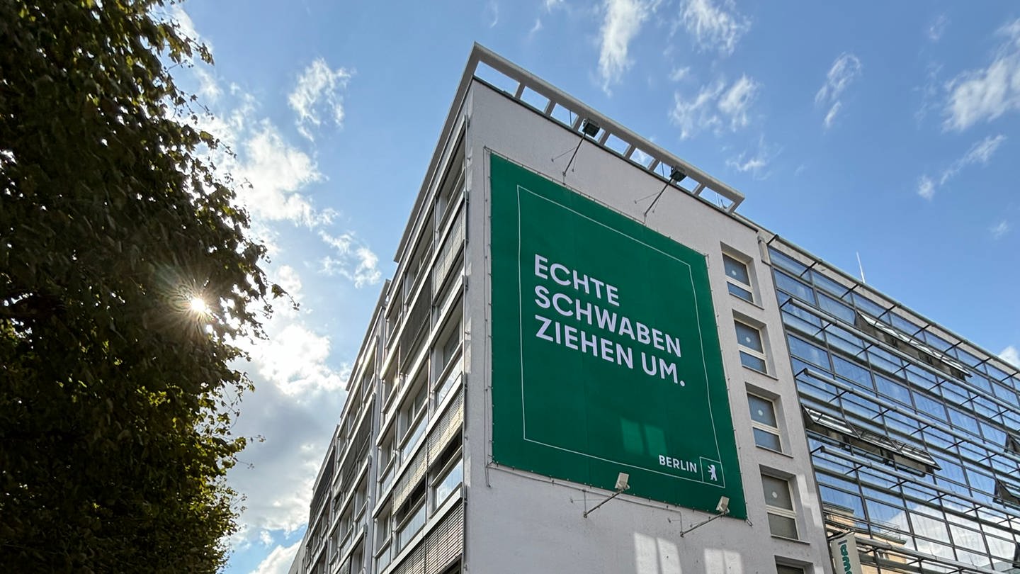 Plakat in der Stuttgarter Innenstadt 