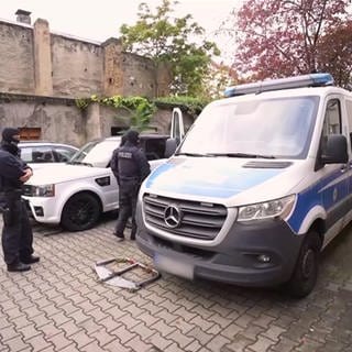 Einsatzkräfte der Polizei