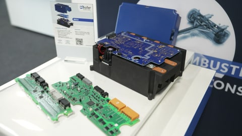 Mit diesem neuen Produkt der Firma hofer powertrain kann man in einer Atuo-Batterie mehr Energie und damit mehr Reichweite gewinnen.