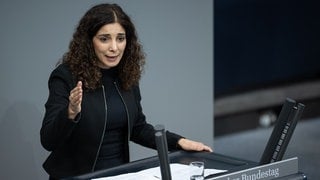 Jessica Tatti (BSW), Mitglied des Deutschen Bundestages, spricht im Bundestag. Sie will Partei-Landesvorsitzende in BW werden. 