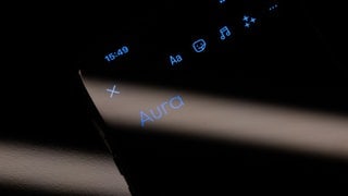 Das Wort "Aura auf einem Smartphone-Display - "Aura" ist das "Jugendwort des Jahres" 2024.