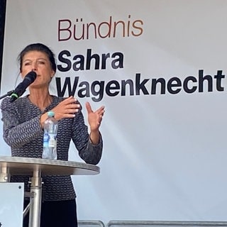 Sahra Wagenknecht vom BSW spricht am Alten Messplatz in Mannheim (Baden-Württemberg)