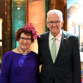 Gerlinde und ihr Mann, Baden-Württembergs Ministerpräsident Winfried Kretschmann (Grüne), im Kurhaus in Baden-Baden.