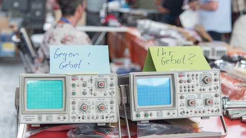 Flohmarkt bei der Messe HAM Radio