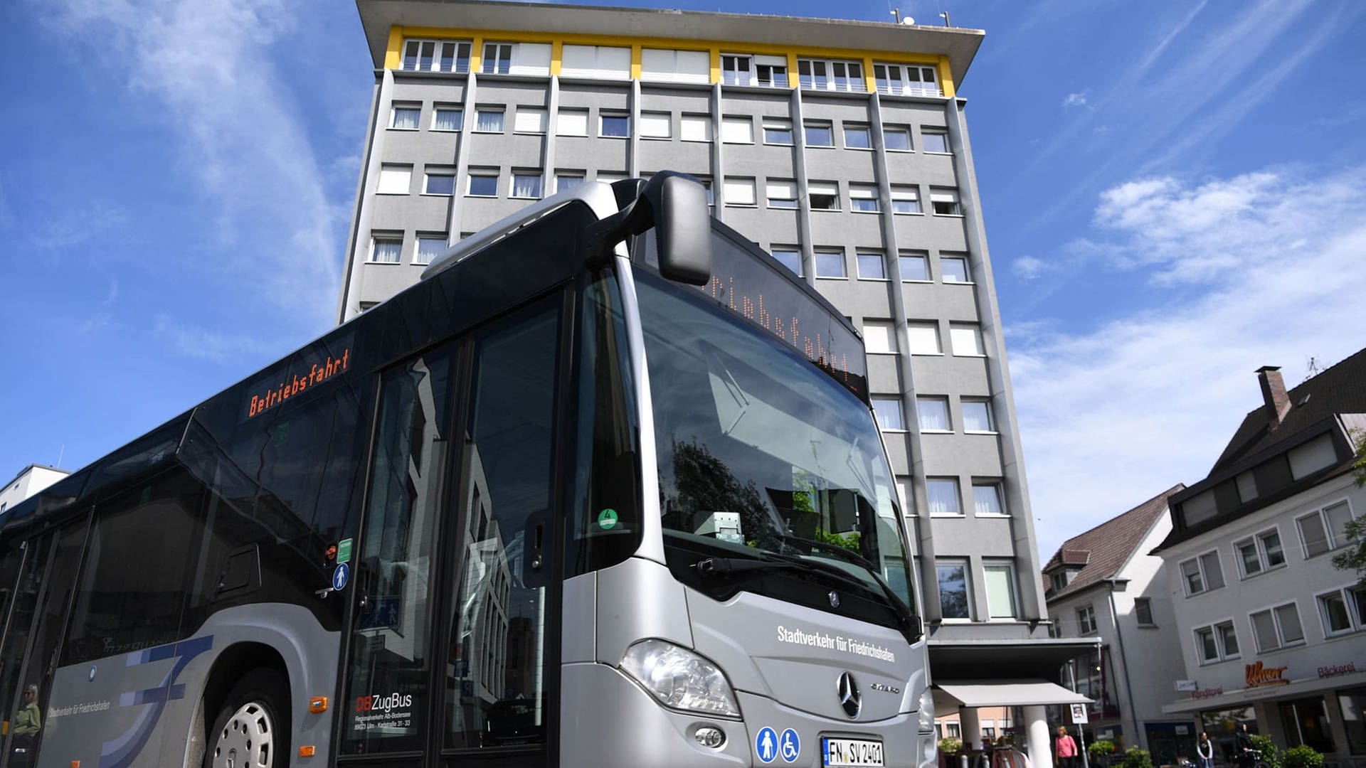 Mit 1,3 Promille: Busfahrer in Friedrichshafen fährt betrunken Linienbus