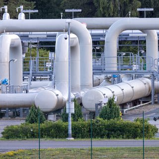 Rohrsysteme und Absperrvorrichtungen in der Gasempfangsstation der Ostseepipeline Nord Stream 1 