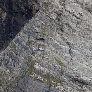 Ein Rettungshubschrauber am Watzmann