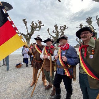 Nachgestellter Hecker-Zug in Konstanz. 