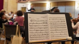 In der Stadthalle in Wangen probt das Orchester