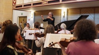 In der Stadthalle in Wangen probt das Orchester