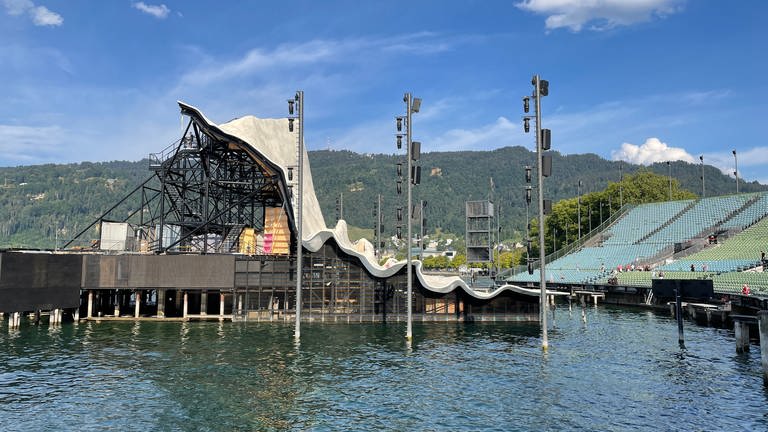 Das Bühnenbild zu "Madame Butterfly" auf der Seebühne der Bregenzer Festspiele 2022