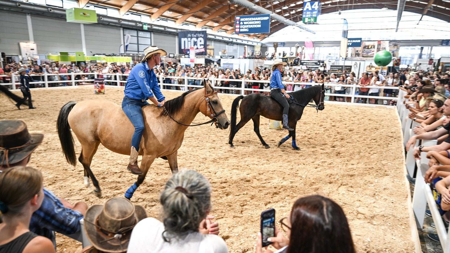 Eine Vorführung bei der Westernmesse 