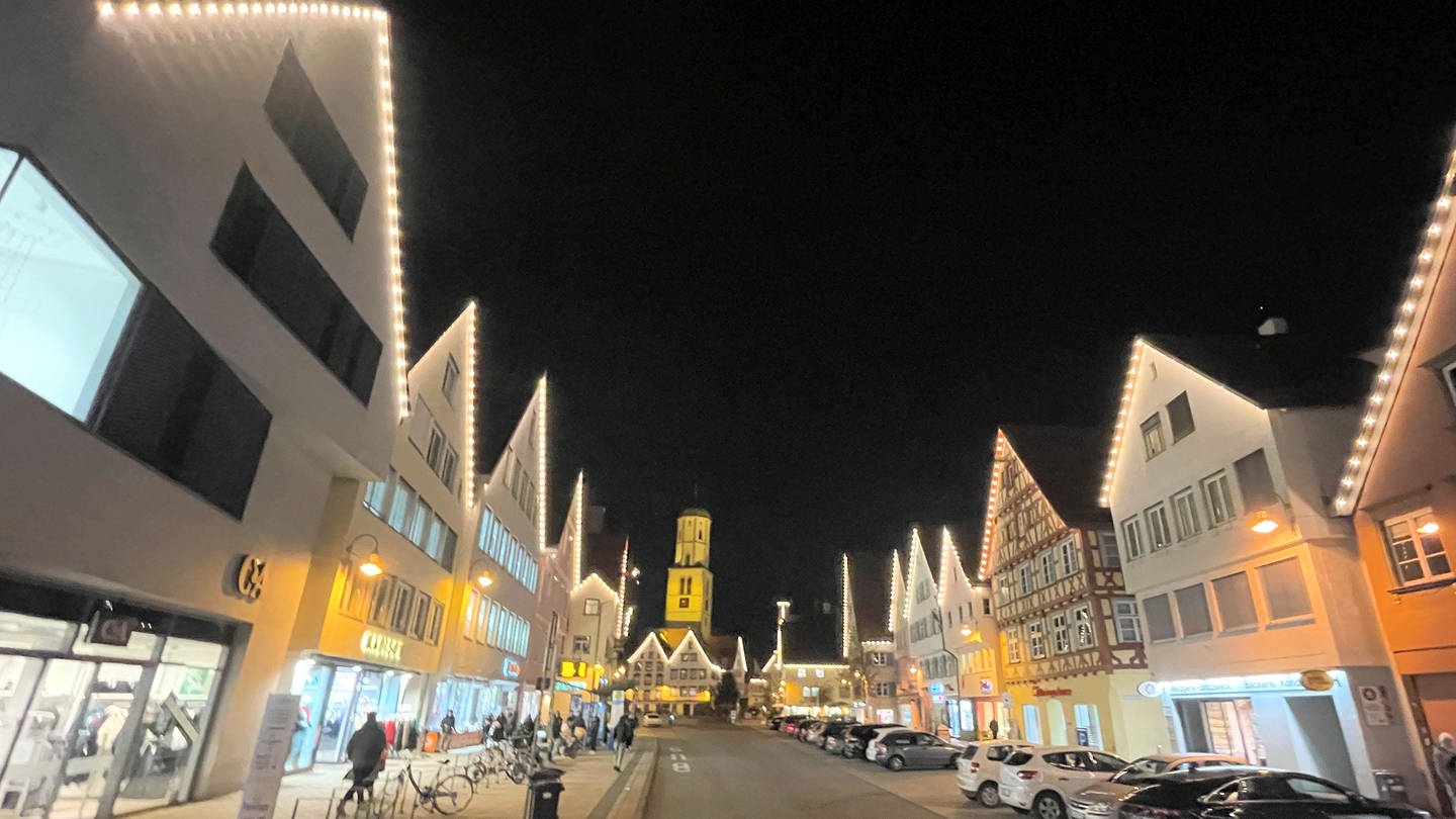 LED-Giebelbeleuchtung auf dem Biberacher Marktplatz