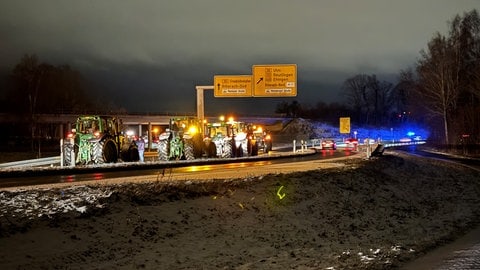 Bauernprotest: Erste Blockaden am Jordanei Biberach-Süd.