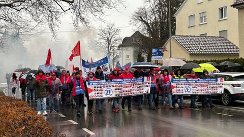 Stellenabbau: Betriebsrat Von ZF Will Proteste Verschärfen - SWR Aktuell