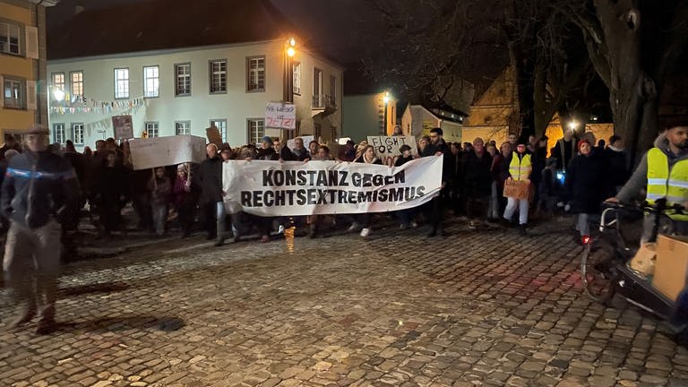 Demonstrationszug gegen rechts in Konstanz