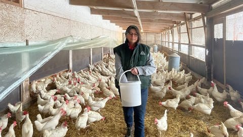Für Bärbel Endraß, Bäuerin aus Wangen im Allgäu (Kreis Ravensburg), gehen die Forderungen beim Protes des Bauernverbands nicht weit genug. Sie findet, dass vieles fehle und es zu stark um den Agrardiesel gehe.
