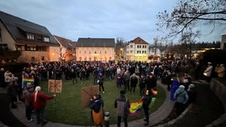 Mahnwache für Demokratie nach der Ausschreitungen am Aschermittwoch in Biberach.