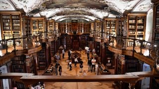 Die Stiftsbibliothek St. Gallen. Sie ist seit 1983 UNESCO-Welterbe.