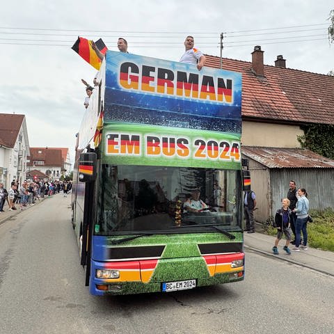 Der EM-Bus aus Ochsenhausen und Mittelbiberach soll durch Deutschland touren.