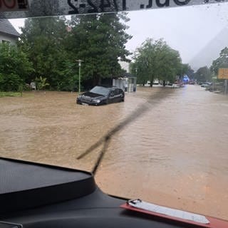 Überschwemmungen in Deggenhausertal und in Oberteuringen Bodenseekreis nach Starkregen.