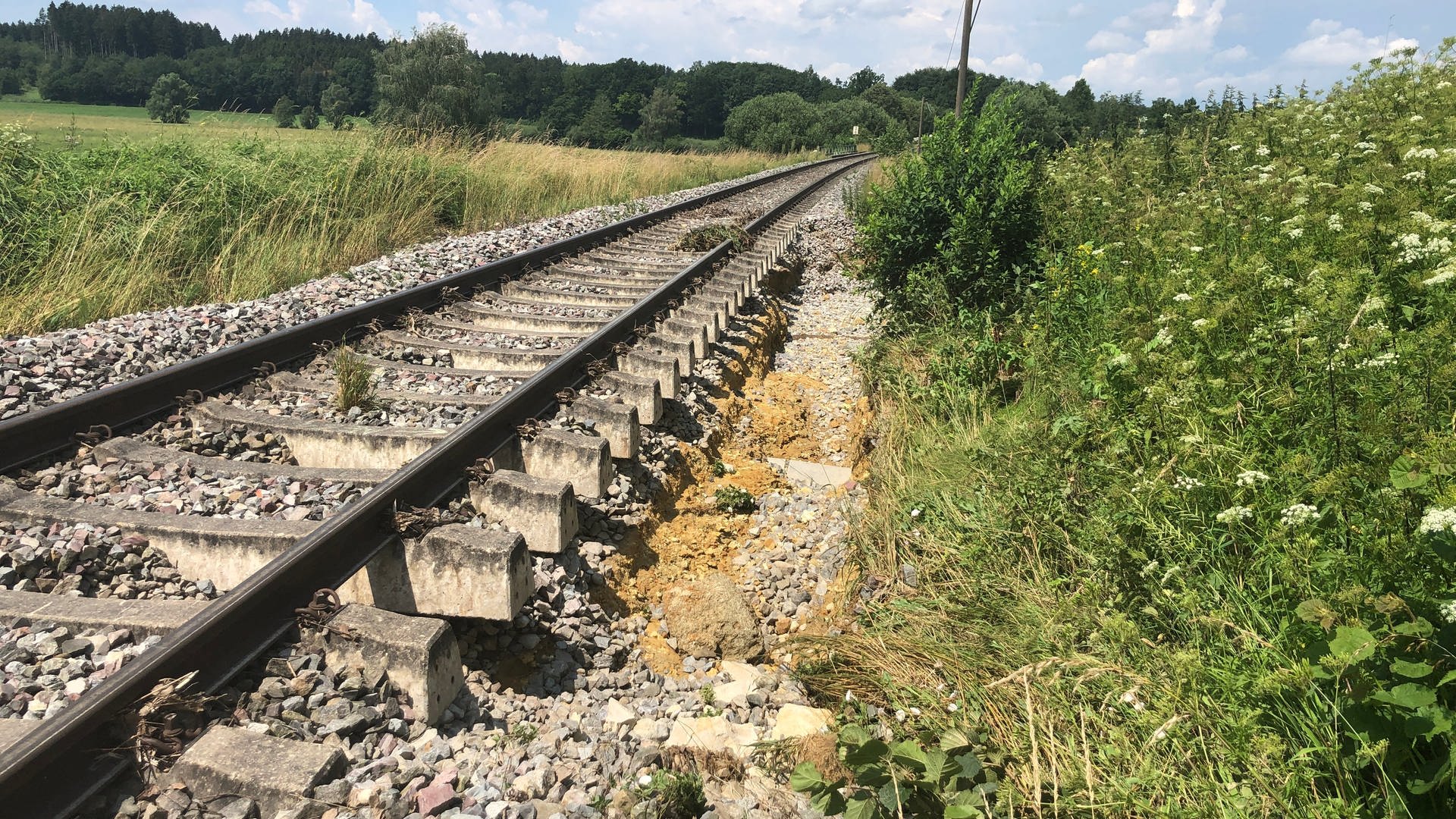 Nach Unwetter: Bahnstrecke Herbertingen-Aulendorf bis 9. Juli gesperrt 
