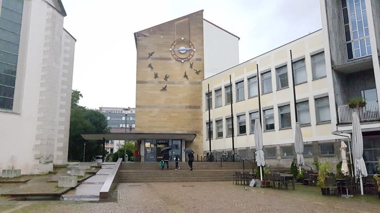 Das denkmalgeschützte Rathaus von Friedrichshafen