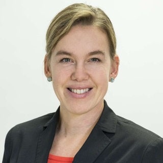 SWR-Redakteurin Esther Leuffen Autorin Bild