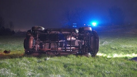 Ein verunfalltes Auto