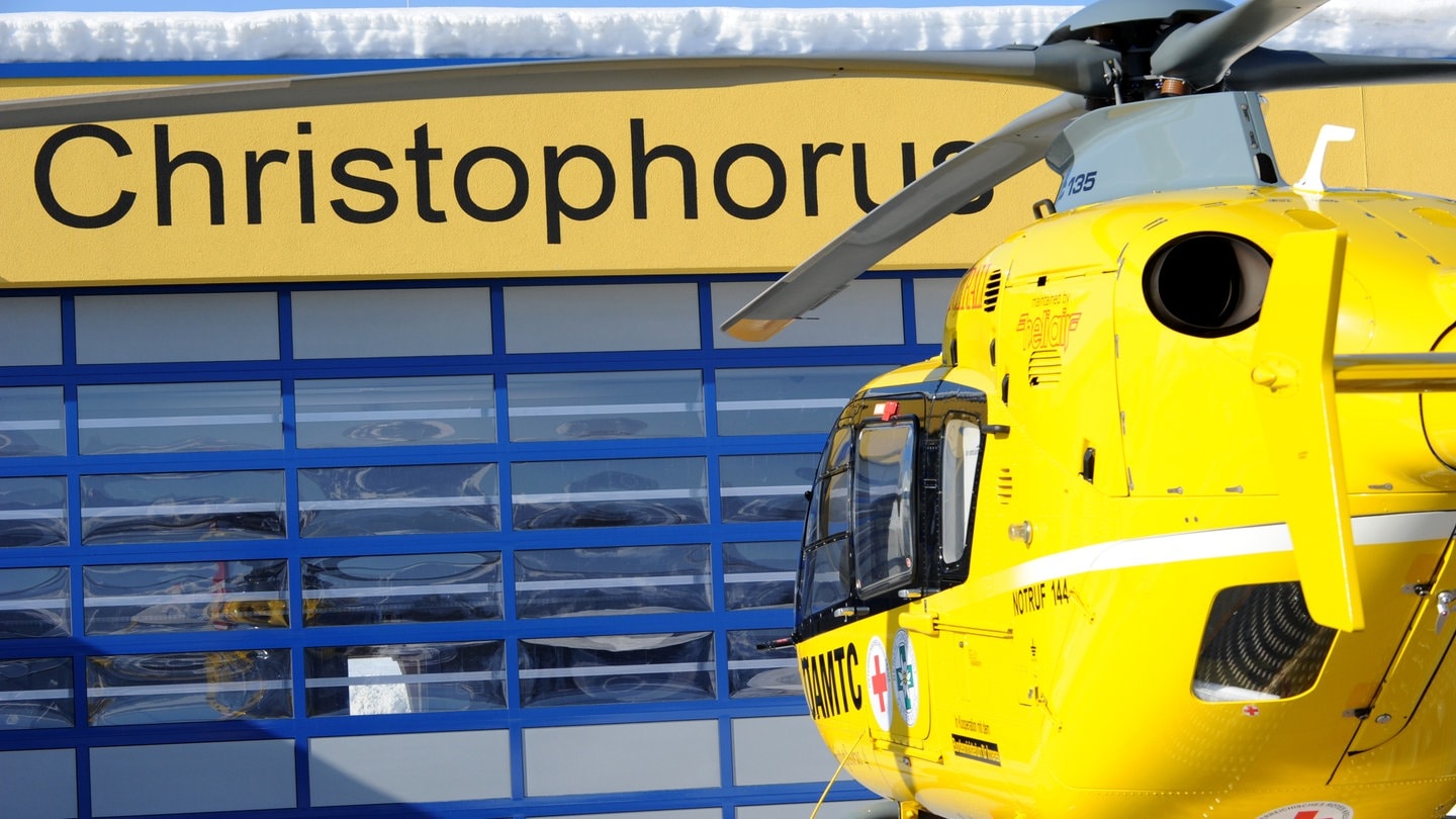 Ein Rettungshubschrauber 