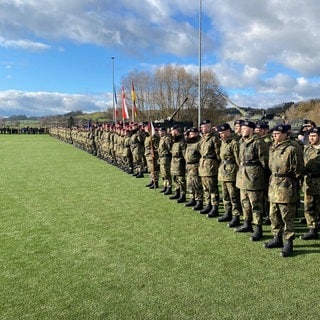 Gelöbnis von Rekrutinnen und Rekruten der Bundeswehr in Krauenwies.