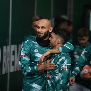 Ömer Toprak (links) spielte unter anderem für Werder Bremen.