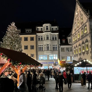 Christkindlesmarkt auf dem Marienplatz in Ravensburg