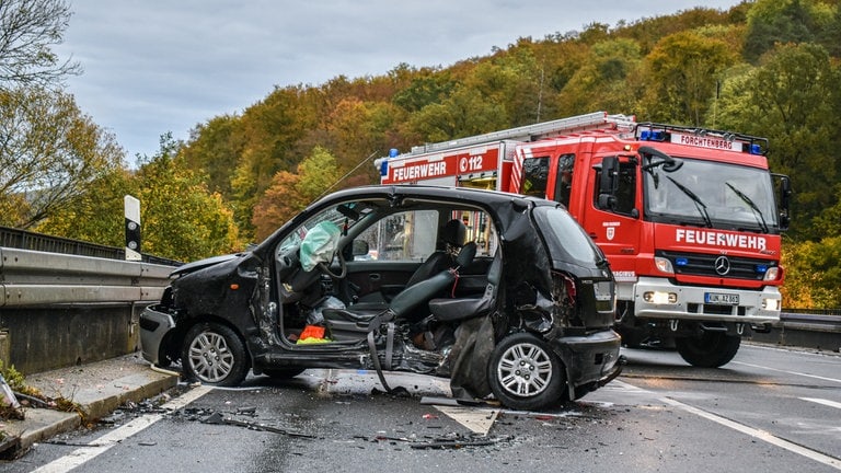 Schwerverletzte Nach Verkehrsunfall Bei Forchtenberg - SWR Aktuell