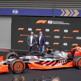 Audi gibt Formel-1-Einstieg ab 2026 bekannt. Audi-Vorstandschef Markus Duesmann (r), Audi-CTO Oliver Hoffmann bei der Pressekonferenz zum Grand Prix von Belgien.