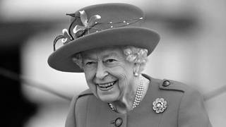 Königin Elizabeth II. von Großbritannien nimmt an der Eröffnung des Staffellaufs "Queen's Baton Relay for Birmingham 2022" anlässlich der XXII. Commonwealth-Spiele auf dem Vorplatz des Buckingham Palace teil. Britische Königin Elizabeth II. ist tot.