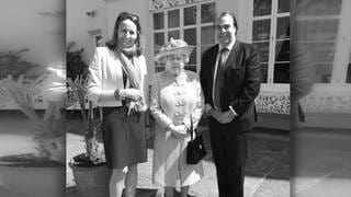 Fürstenpaar Hohenlohe-Langenburg mit Queen Elizabeth II