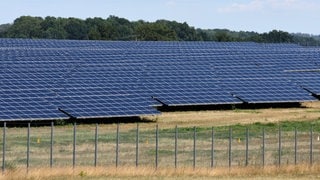 Solarpark (Symbolbild)