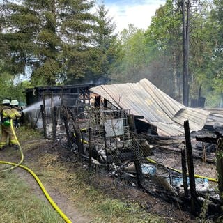 Brand von zwei Gartenhütten in Heilbronn-Böckingen