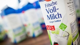 Vollmilch der Lidl-Hausmarke Milbona (Archivbild)