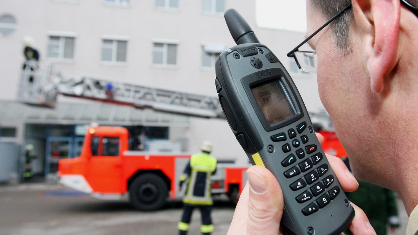 Probe des Digitalfunks bei der Feuerwehr in Stuttgart 2007